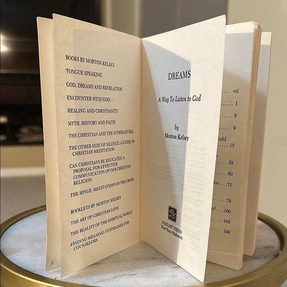 Dreams: A Way to Listen to God Book - Picture 5 of 9